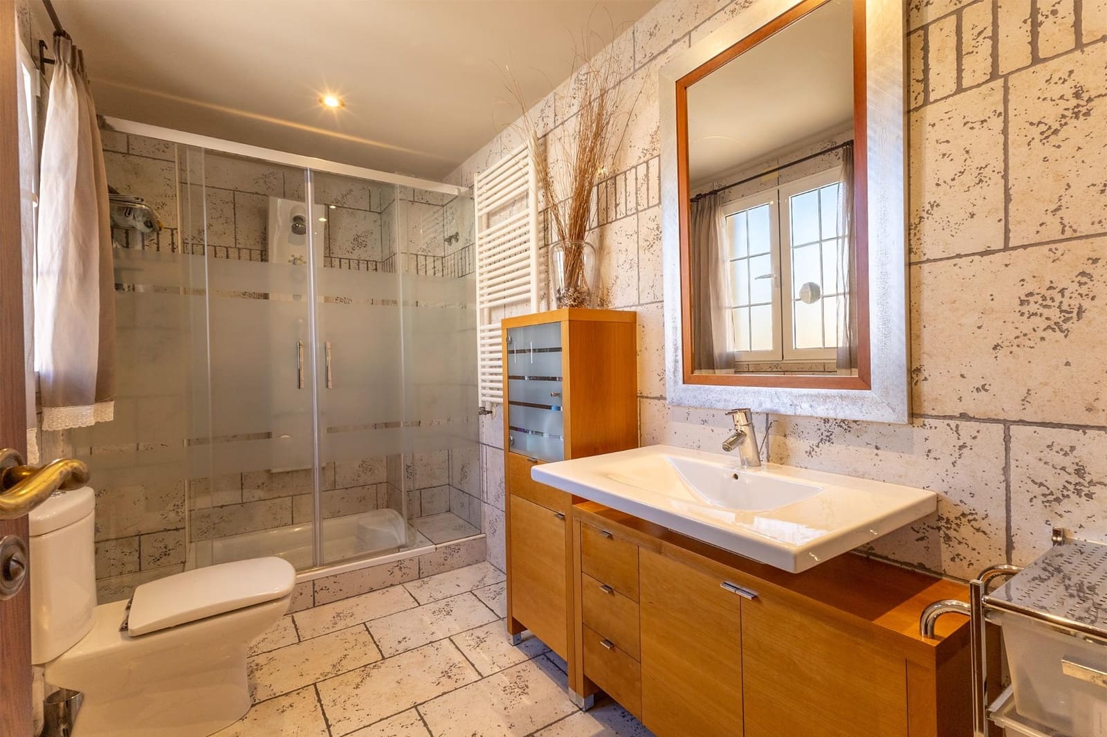 4 sypialnia Willa na sprzedaż w Petrel / Petrer z basenem - 430 000 € (Ref: 9403294)