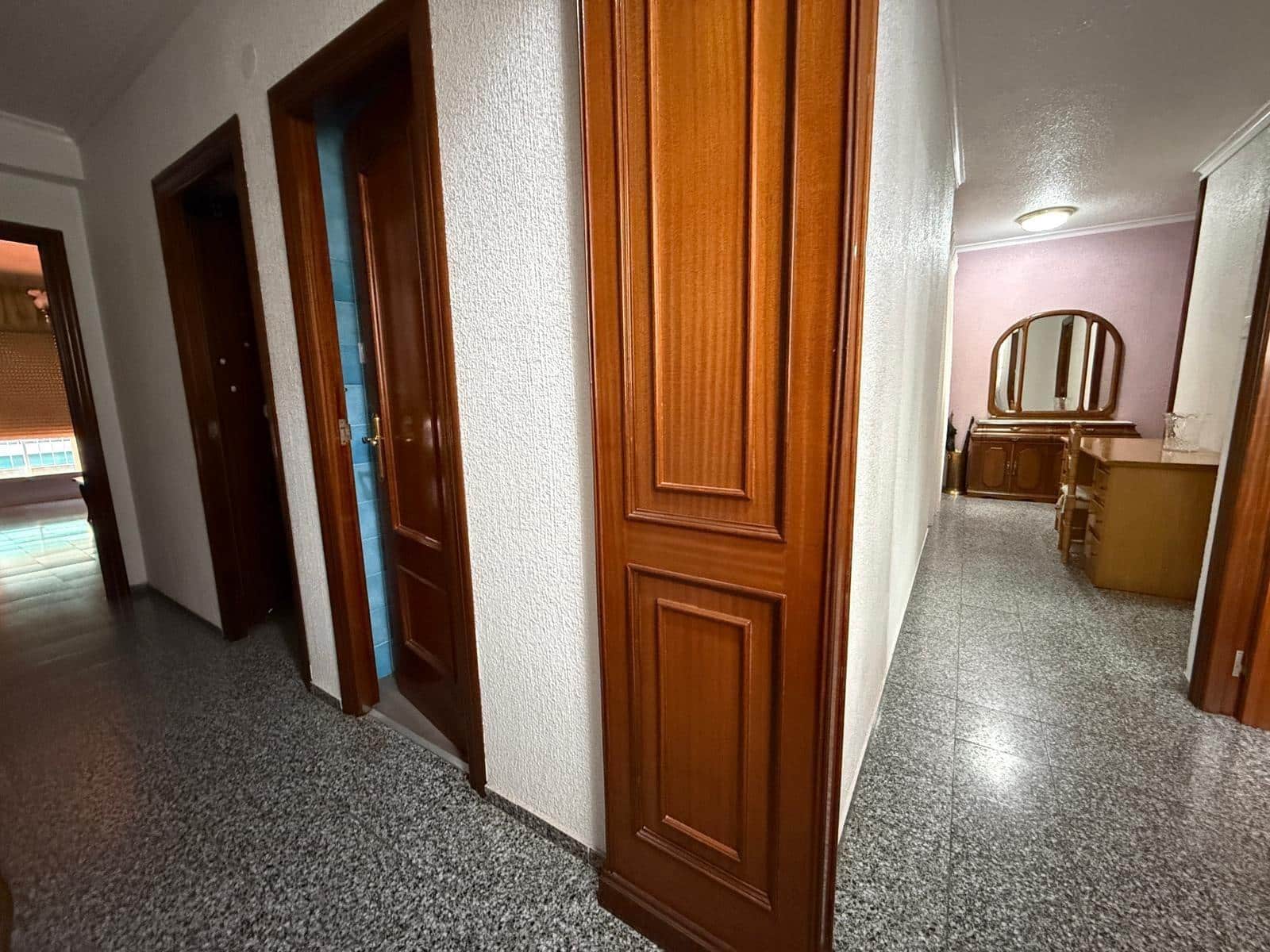 4 soveværelse Lejlighed til salg i Alicante by - € 256.500 (Ref: 9403295)