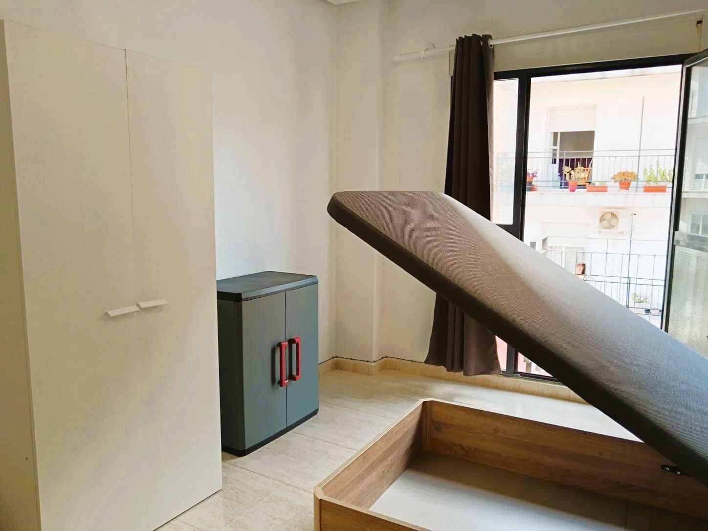 4 makuuhuone Huoneisto vuokrattavana paikassa Orihuela - 325 € (Ref: 9420003)