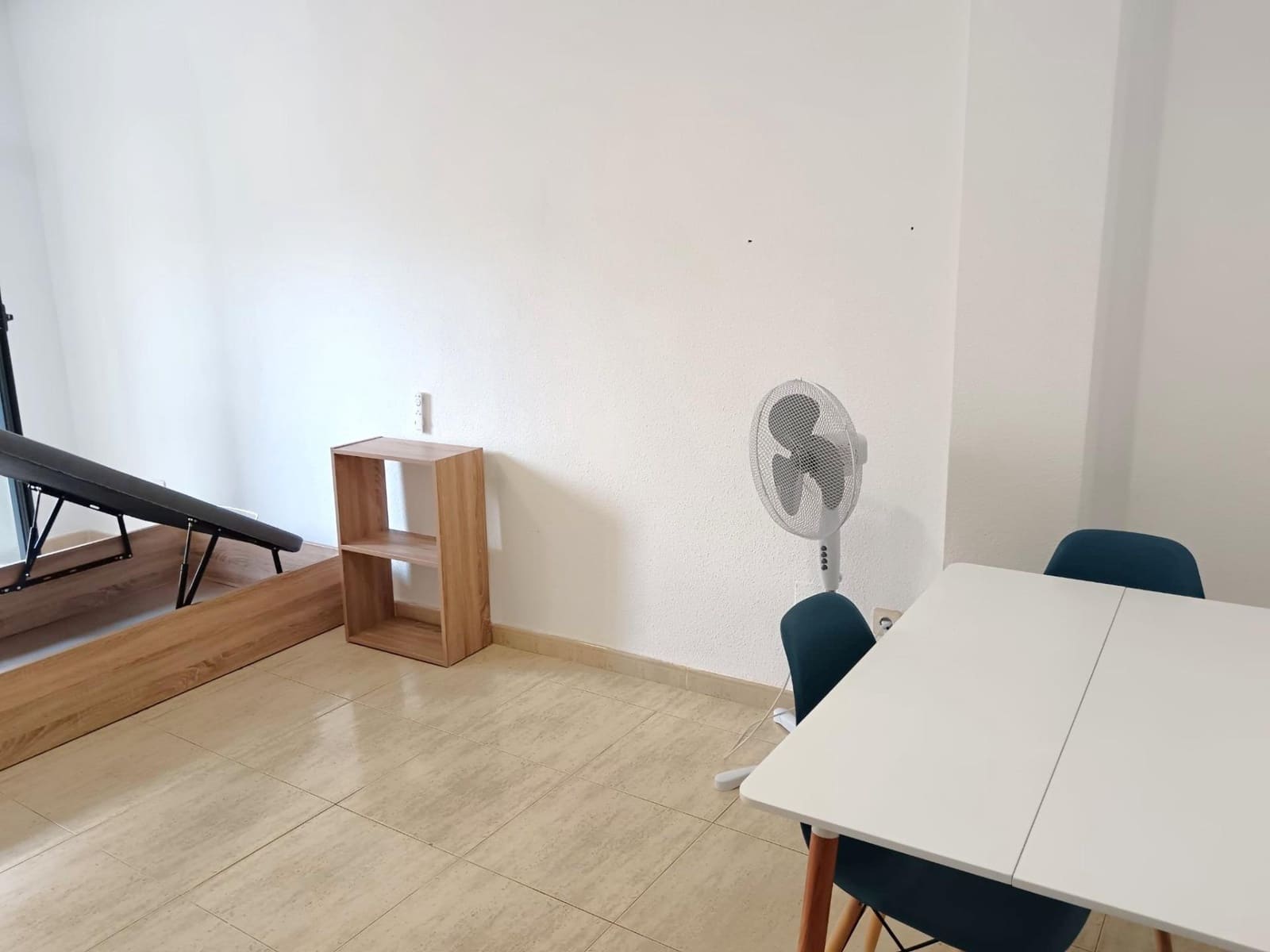 4 makuuhuone Huoneisto vuokrattavana paikassa Orihuela - 325 € (Ref: 9420003)