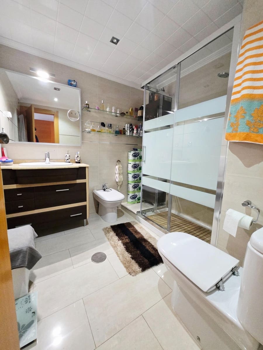 3 sypialnia Mieszkanie na sprzedaż w Miasto Alicante / Alacant z basenem - 375 000 € (Ref: 9427444)