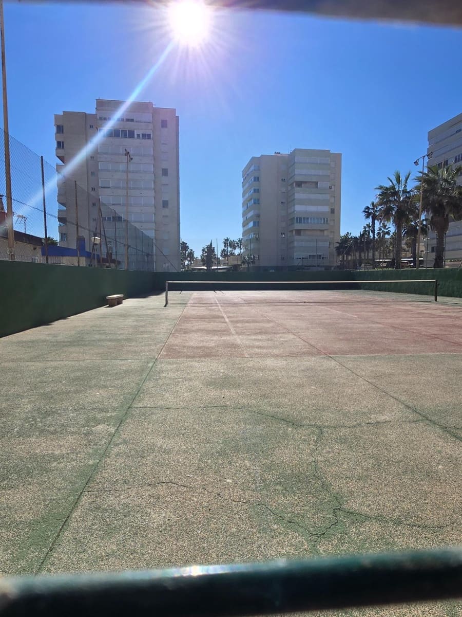 3 sypialnia Mieszkanie na sprzedaż w Miasto Alicante / Alacant z basenem - 375 000 € (Ref: 9427444)