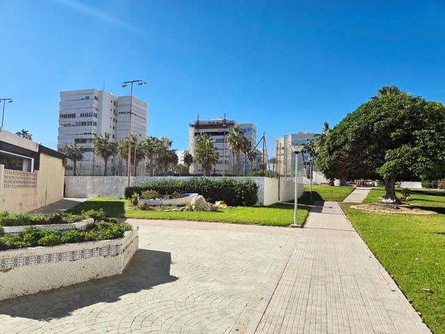 3 sypialnia Mieszkanie na sprzedaż w Miasto Alicante / Alacant z basenem - 375 000 € (Ref: 9427444)