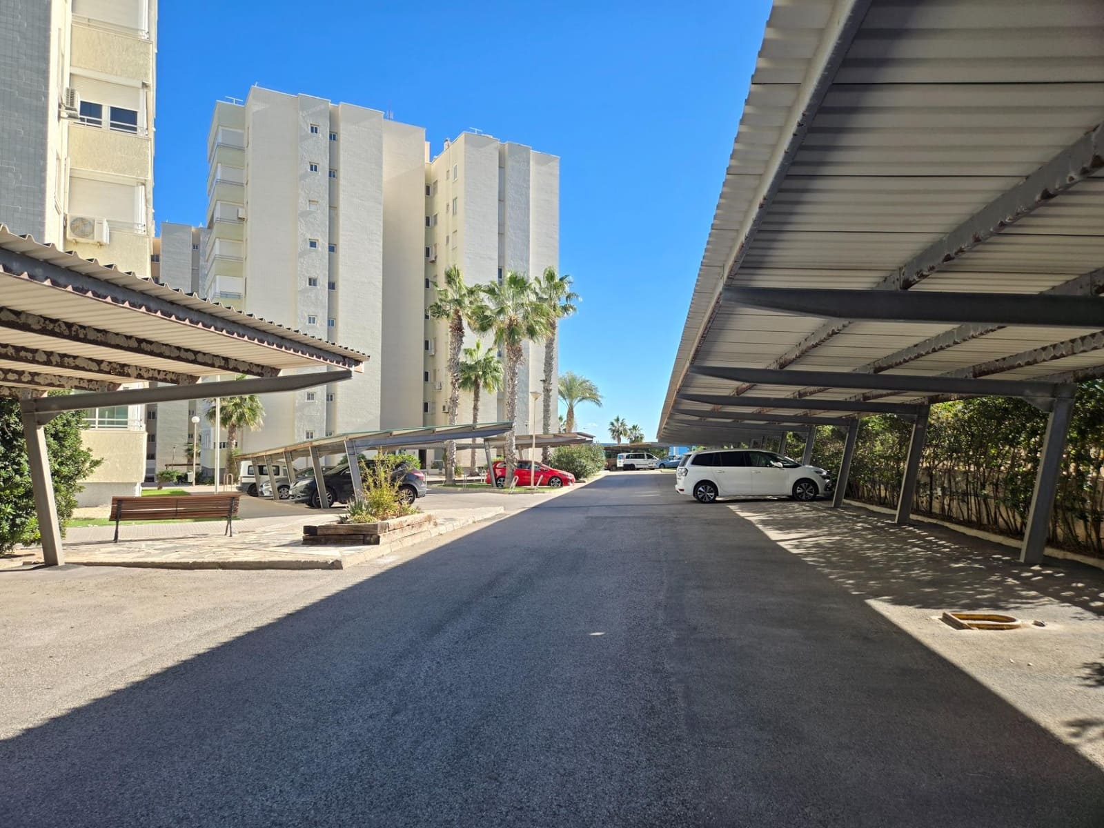 3 sypialnia Mieszkanie na sprzedaż w Miasto Alicante / Alacant z basenem - 375 000 € (Ref: 9427444)