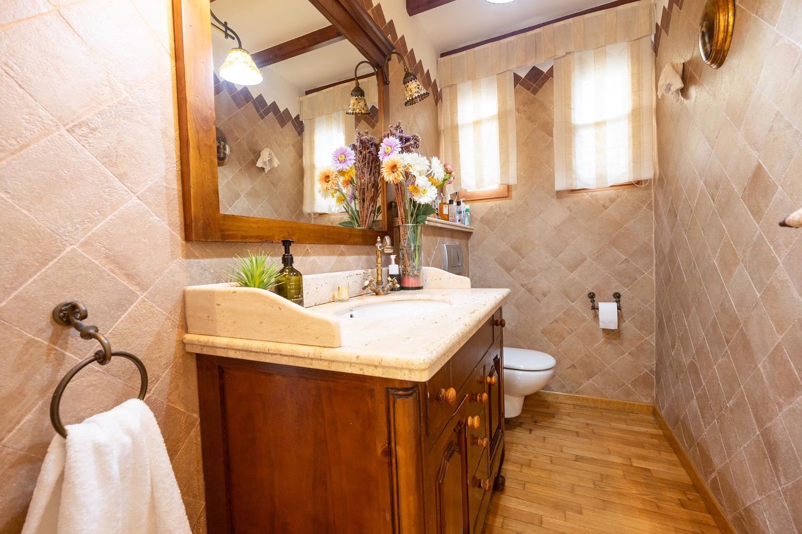 5 bedroom Villa for sale in Alicante / Alacant city with pool garage - € 1,295,000 (Ref: 9431024)