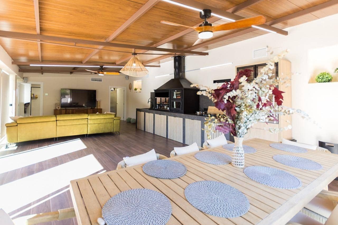 5 Zimmer Villa zu verkaufen in Monovar / Monover mit Pool - 419.000 € (Ref: 9468581)