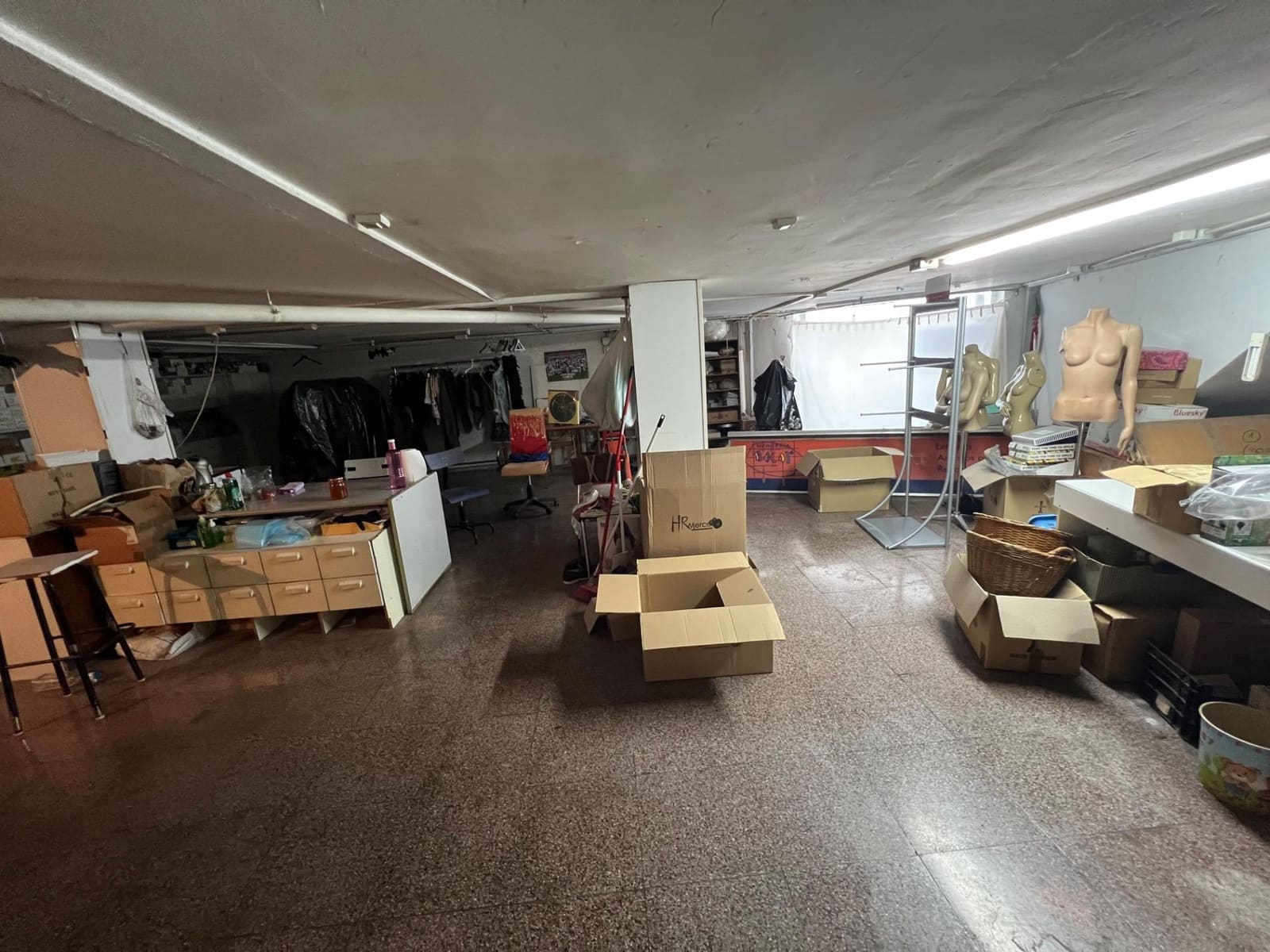 Commercieel te koop in Elda - € 81.000 (Ref: 9468583)