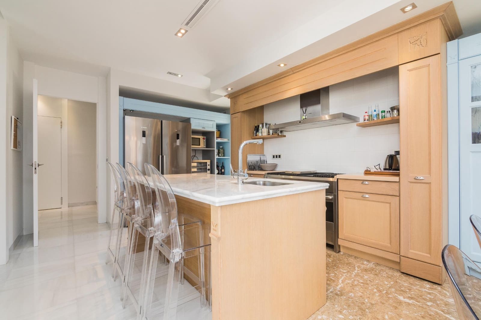 4 bedroom Villa for sale in Arenales del Sol with pool garage - € 1,700,000 (Ref: 9468589)