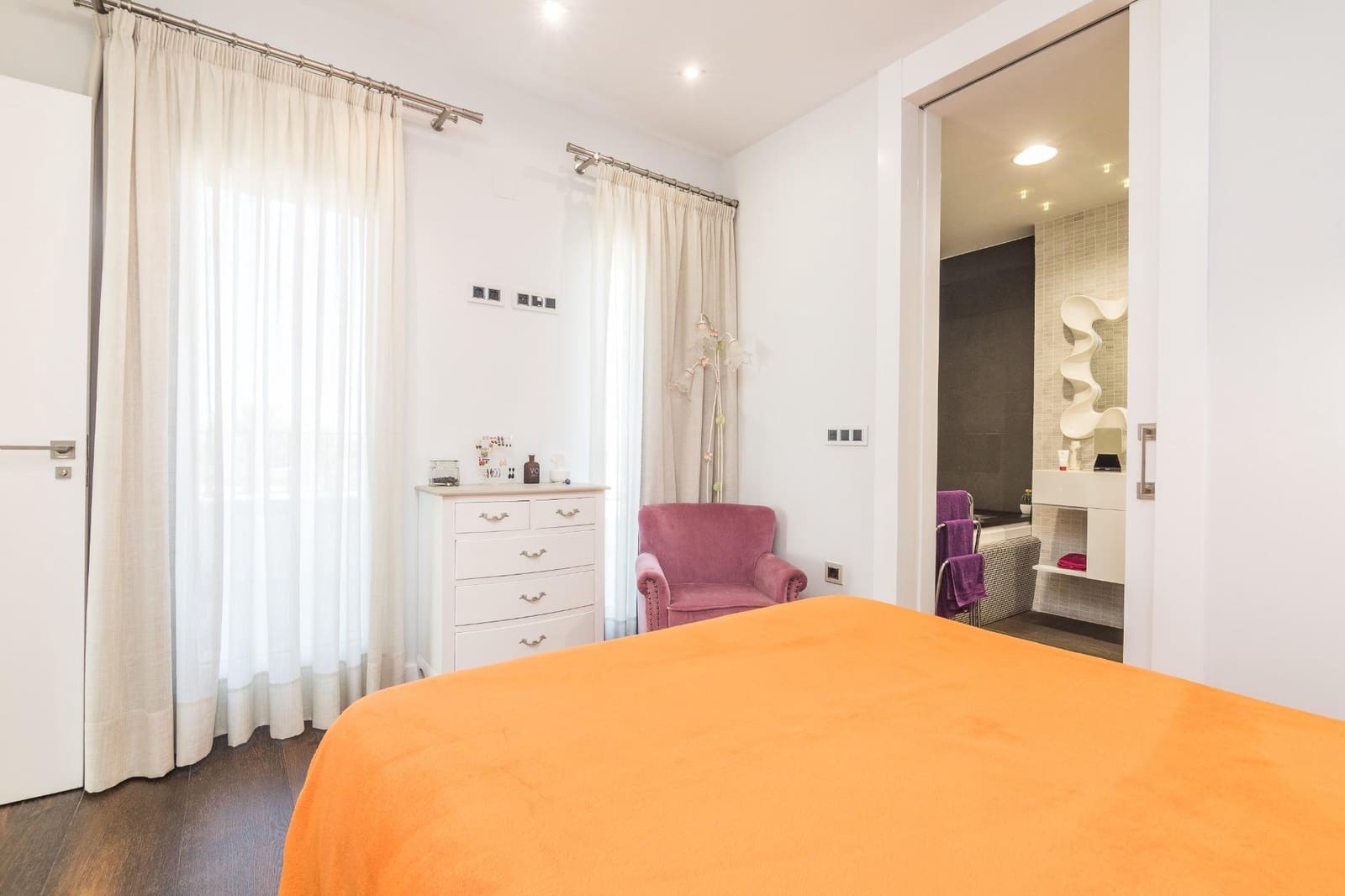 4 bedroom Villa for sale in Arenales del Sol with pool garage - € 1,700,000 (Ref: 9468589)