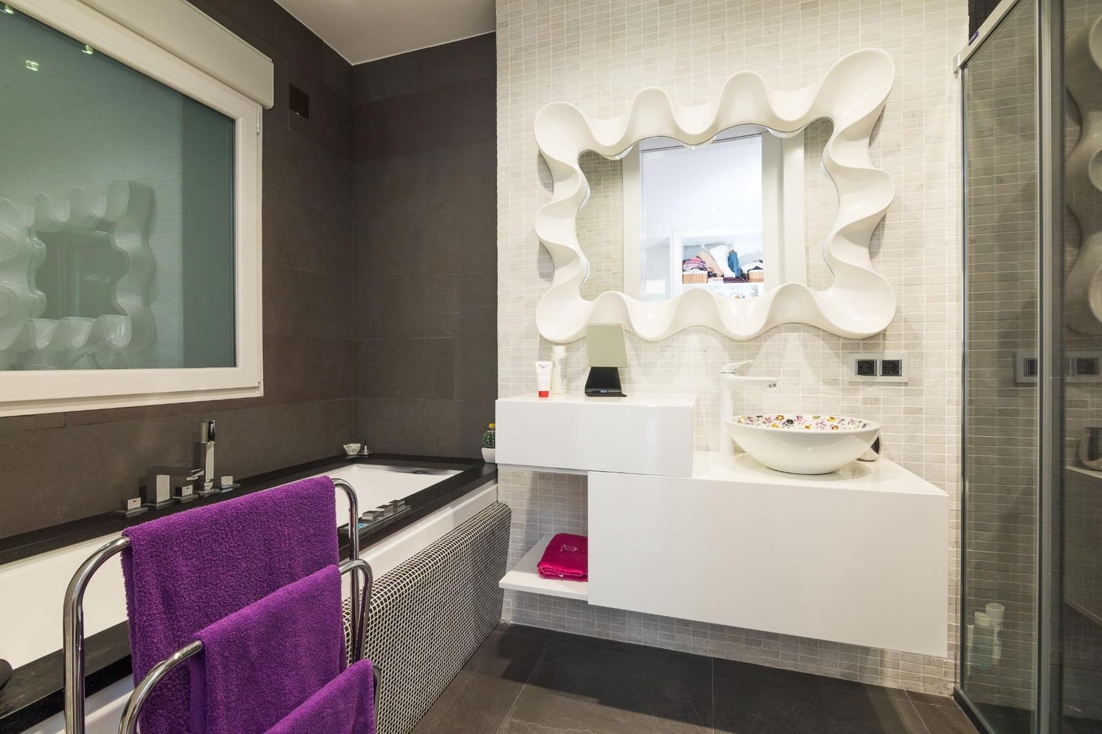 4 bedroom Villa for sale in Arenales del Sol with pool garage - € 1,700,000 (Ref: 9468589)