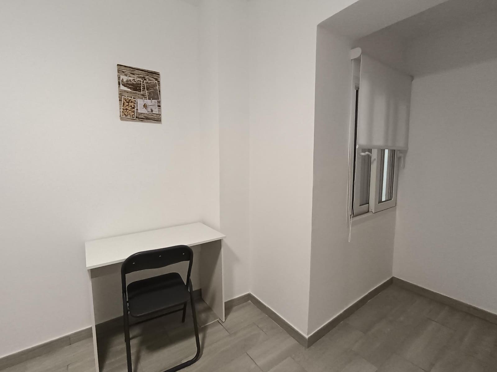 3 bedroom Flat for rent in Alicante / Alacant city - € 300 (Ref: 9485360)