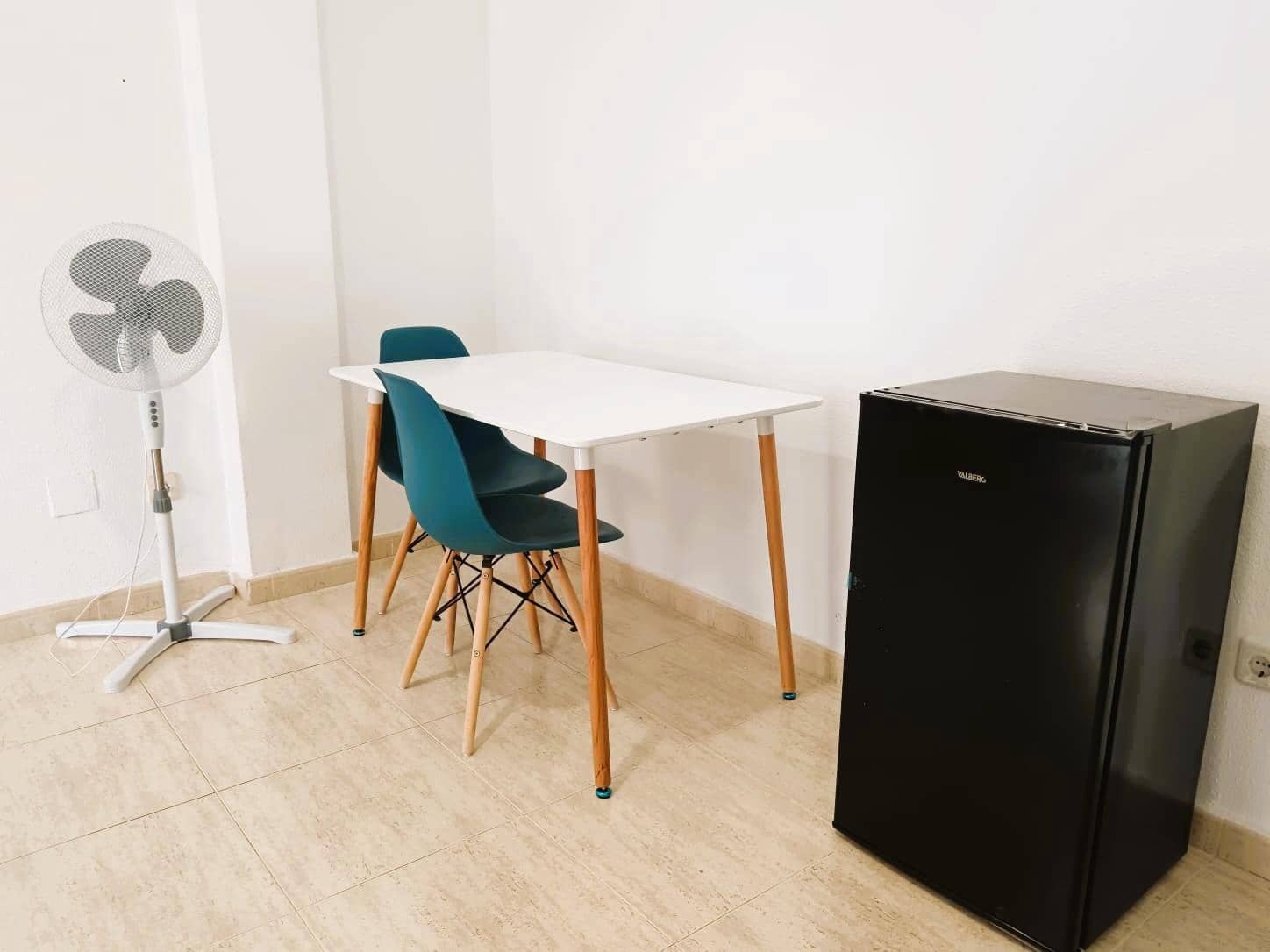 4 soveværelse Lejlighed til leje i Orihuela - € 325 (Ref: 9486778)