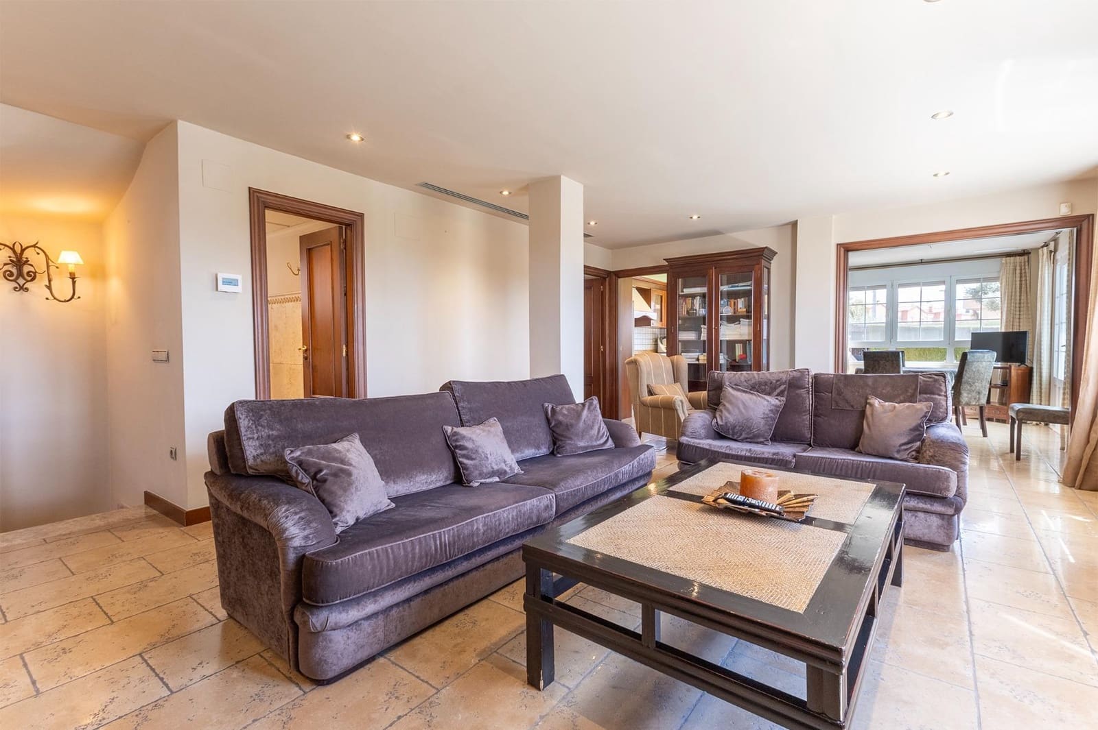 4 bedroom Villa for sale in Petrel / Petrer with pool - € 430,000 (Ref: 9502619)