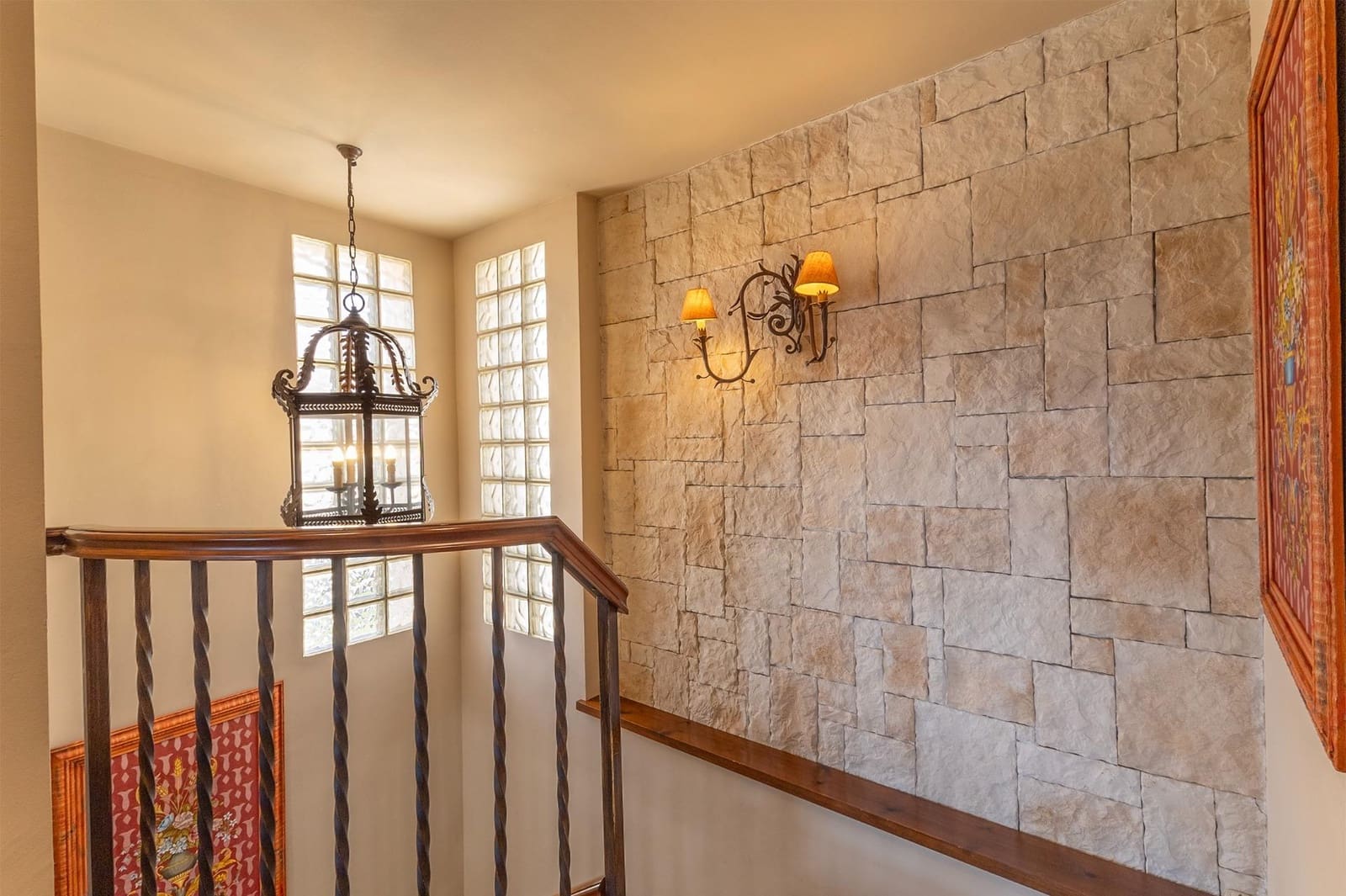 4 bedroom Villa for sale in Petrel / Petrer with pool - € 430,000 (Ref: 9502619)