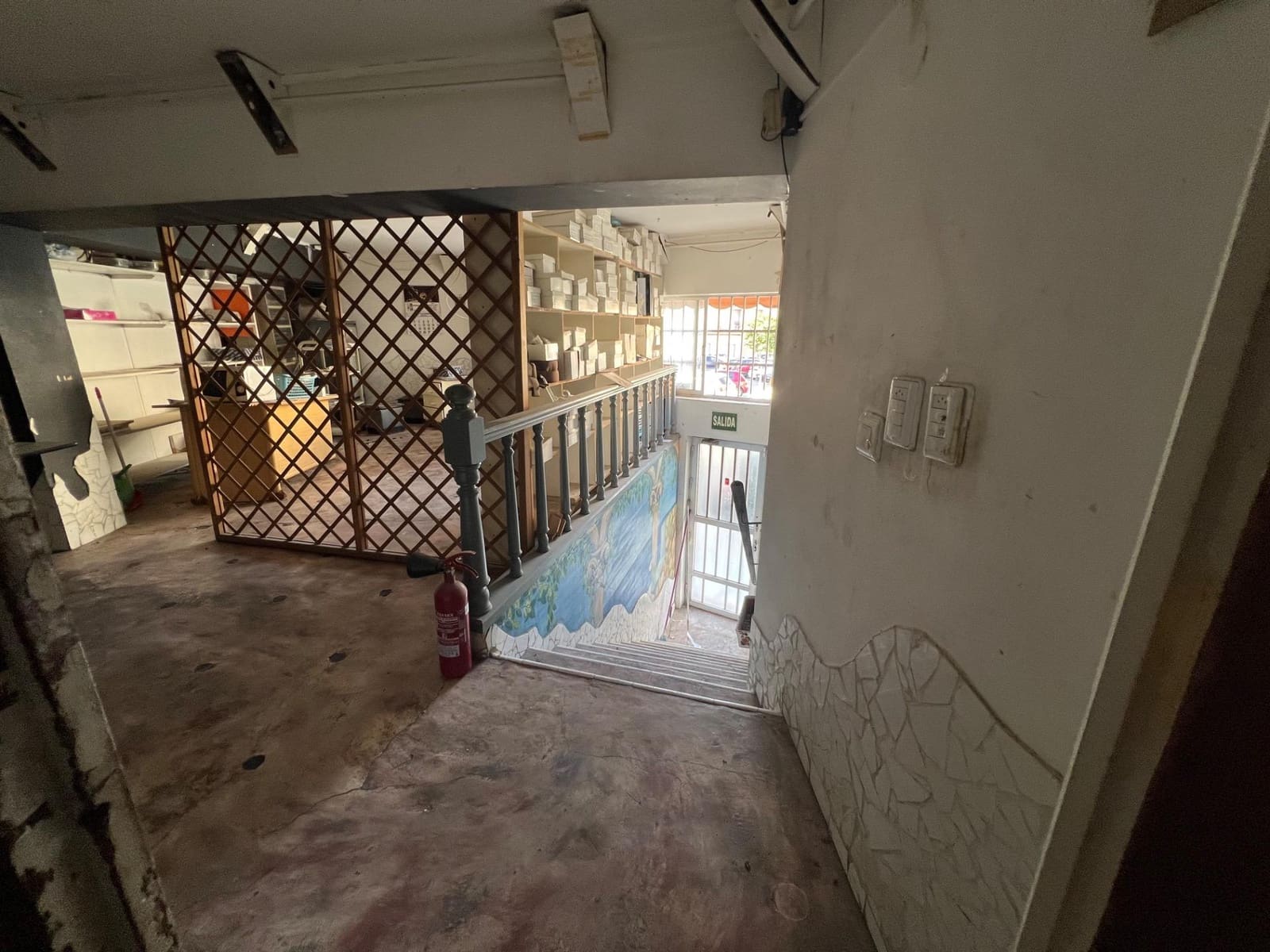 Commercieel te koop in Elda - € 81.000 (Ref: 9502621)