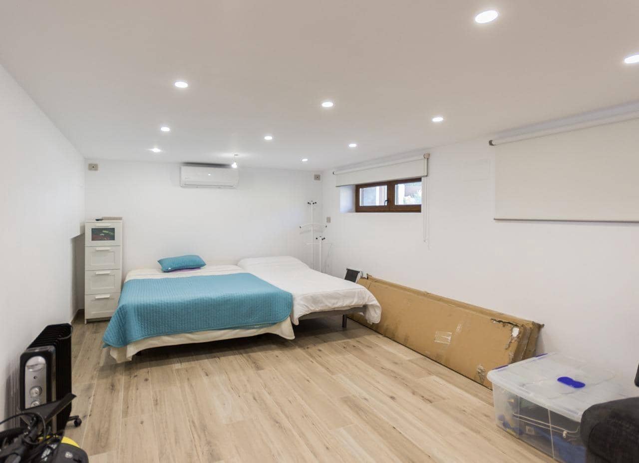 Chalet de 5 habitaciones en Monóvar / Monóver en venta con piscina - 419.000 € (Ref: 9502626)