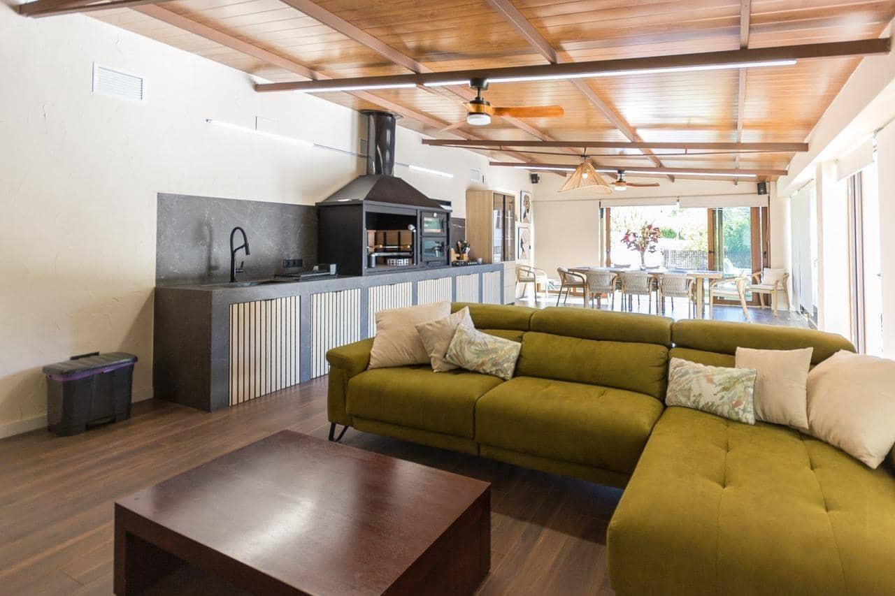 Chalet de 5 habitaciones en Monóvar / Monóver en venta con piscina - 419.000 € (Ref: 9502626)