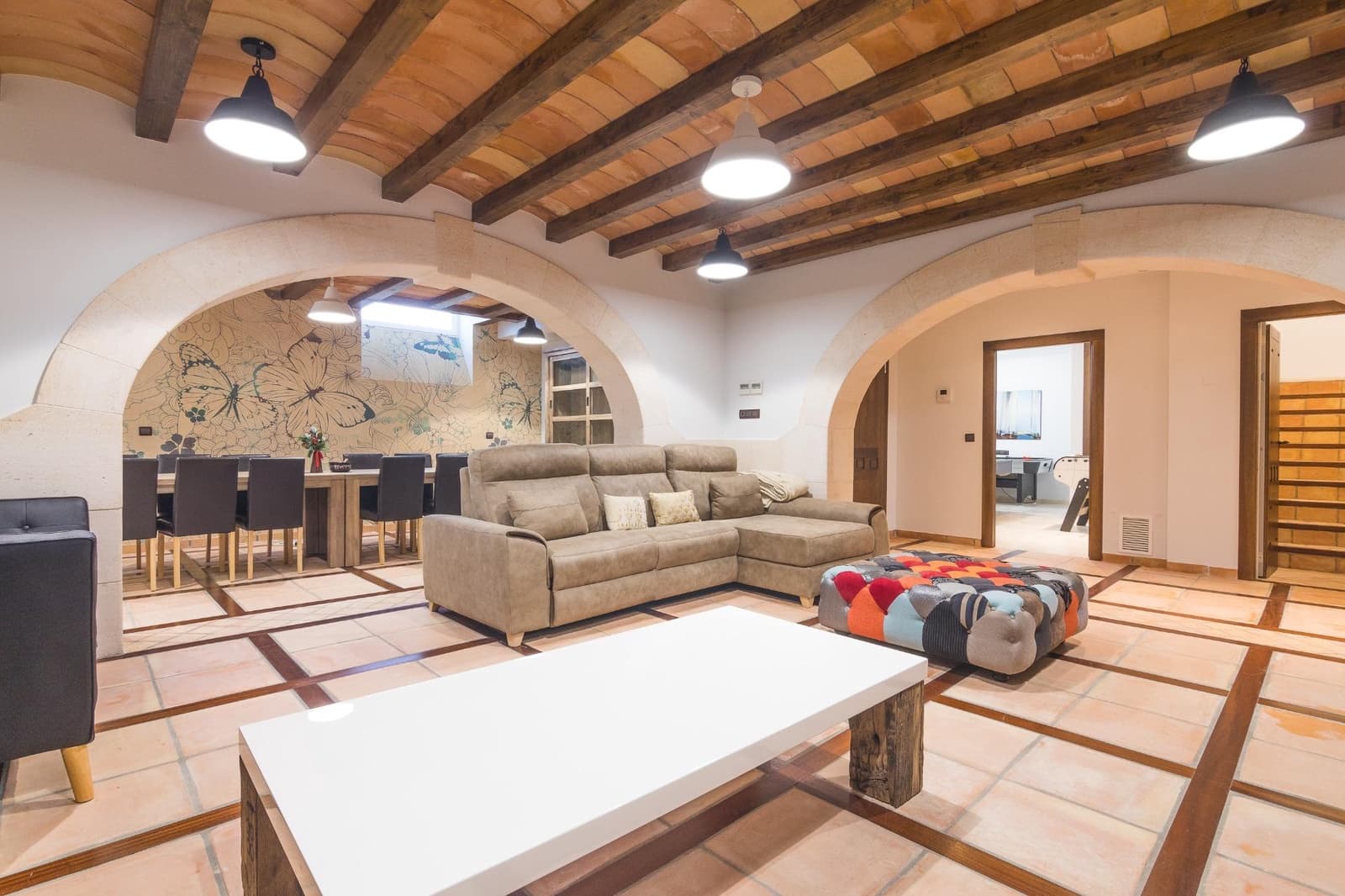 4 soveværelse Villa til salg i Arenales del Sol med swimmingpool garage - € 1.700.000 (Ref: 9502627)