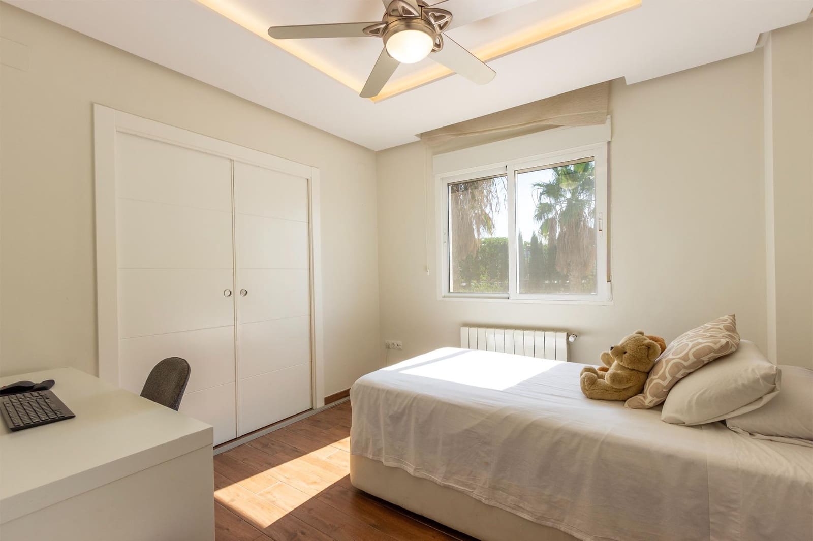 5 bedroom Villa for sale in Rebolledo with pool garage - € 795,000 (Ref: 9502632)