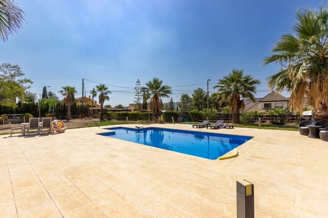 5 soveværelse Villa til salg i Rebolledo, Alicante by med swimmingpool garage - € 795.000 (Ref: 9502632)