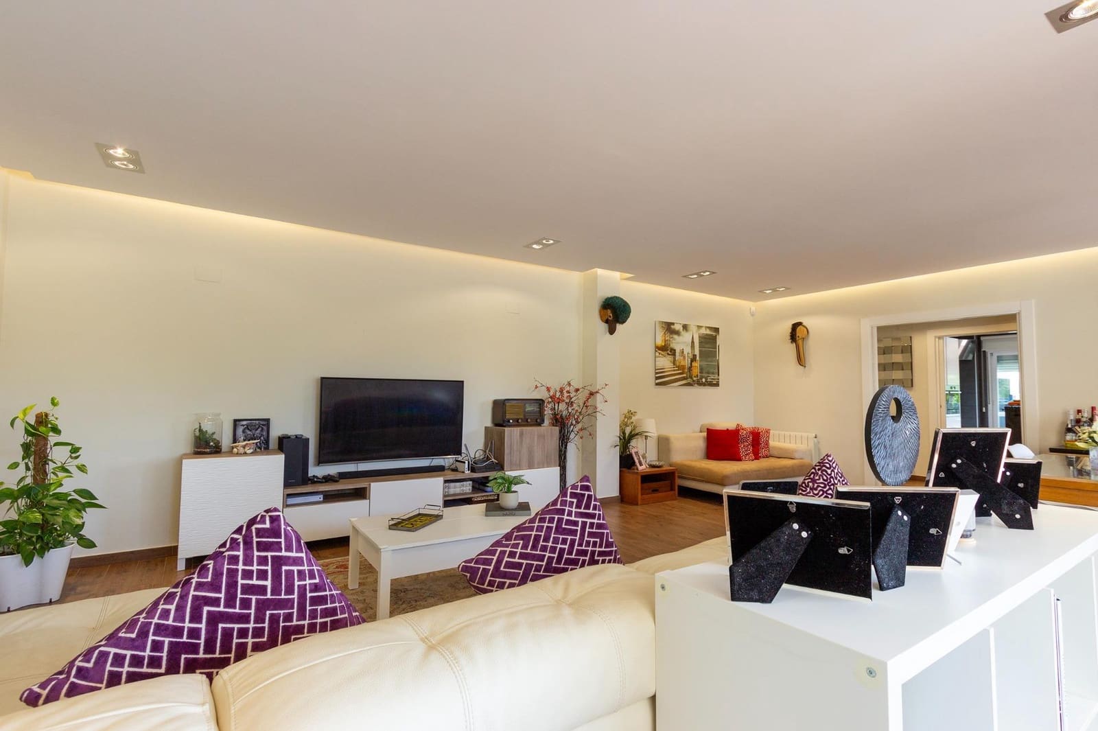 5 bedroom Villa for sale in Rebolledo with pool garage - € 795,000 (Ref: 9502632)