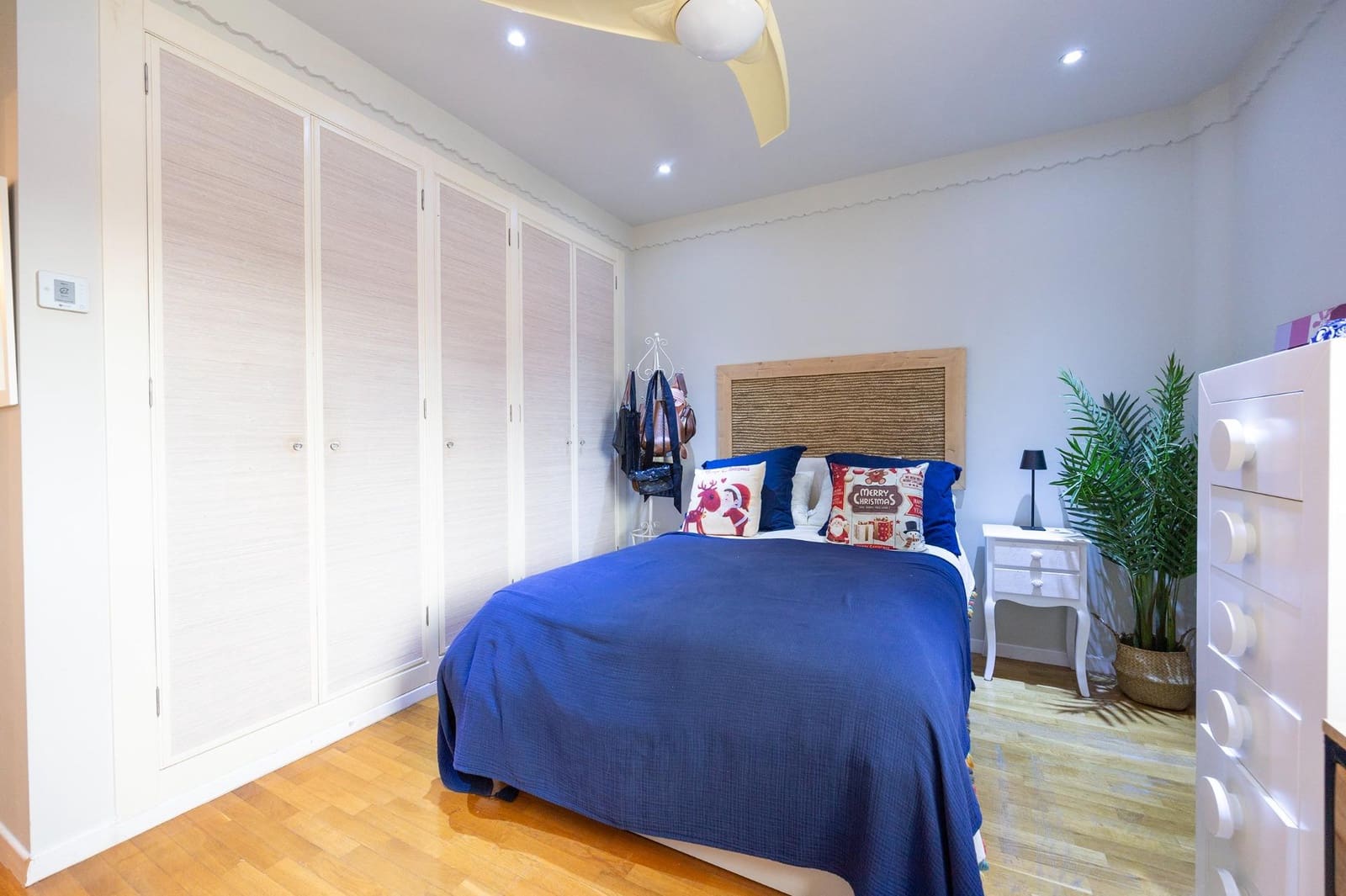 5 soveværelse Villa til salg i Alicante by med swimmingpool garage - € 1.295.000 (Ref: 9502634)