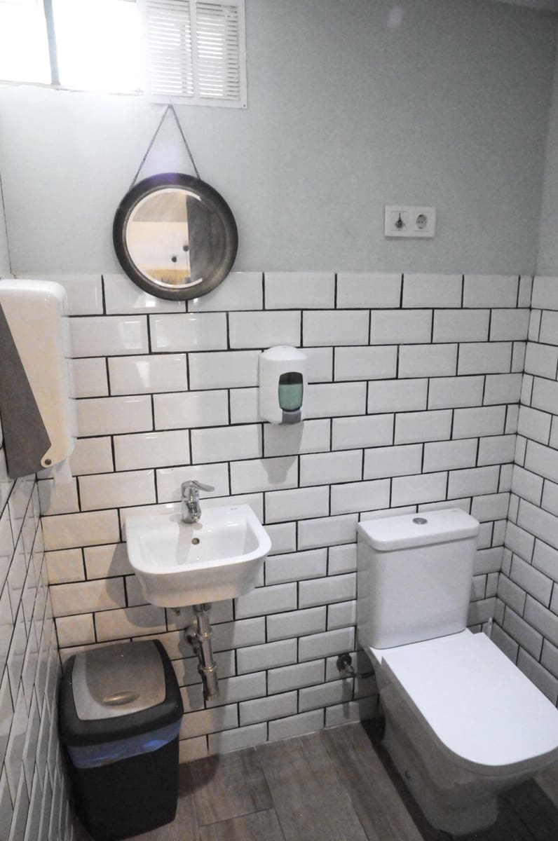 Kommersiell till salu i Playa de San Juan - 129 900 € (Ref: 9502639)