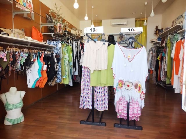 Kommersiell till salu i Playa de San Juan, Alicante stad - 128 500 € (Ref: 9502640)