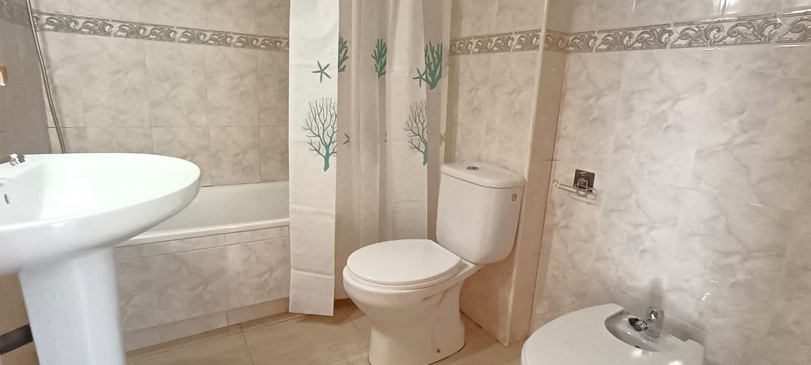 4 Zimmer Apartment zu vermieten in Orihuela - 300 € (Ref: 9502708)