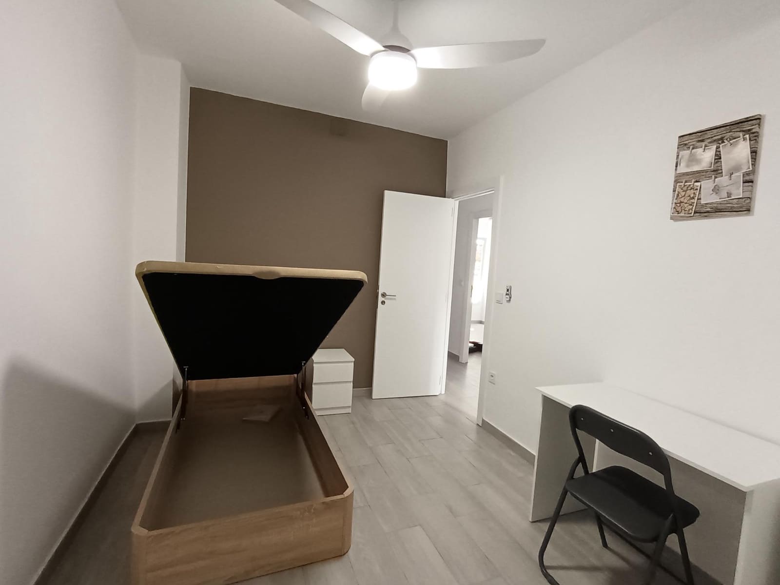 3 bedroom Apartment for rent in Alicante / Alacant city - € 300 (Ref: 9502709)