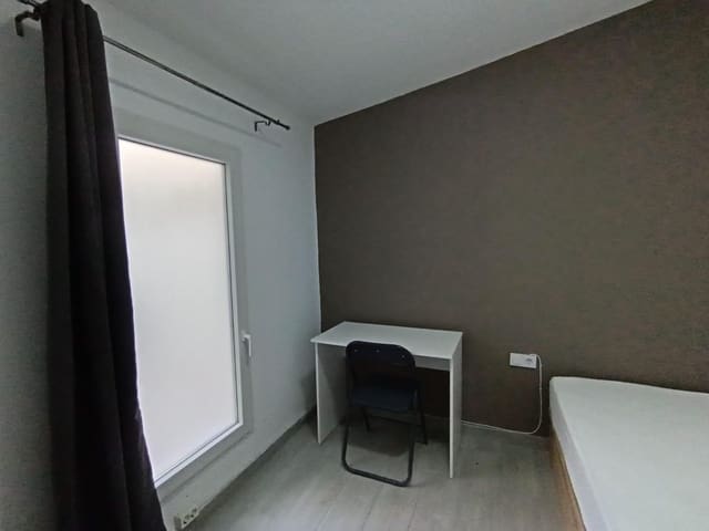 3 sypialnia Apartament do wynajęcia w Benalúa, Miasto Alicante / Alacant - 300 € (Ref: 9502709)