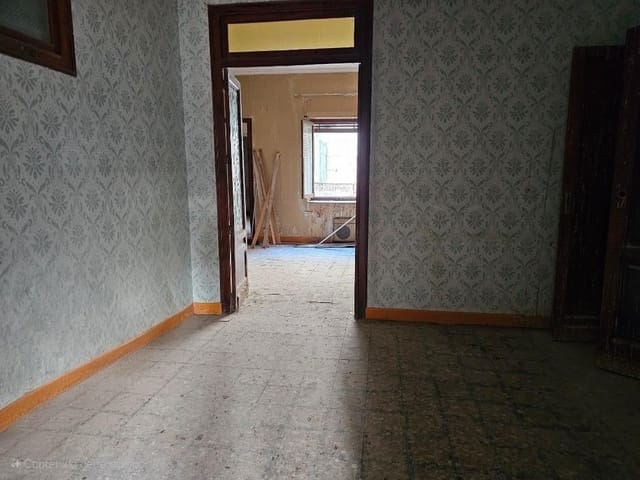 4 slaapkamer Commercieel te koop in Elda - € 130.000 (Ref: 9502710)