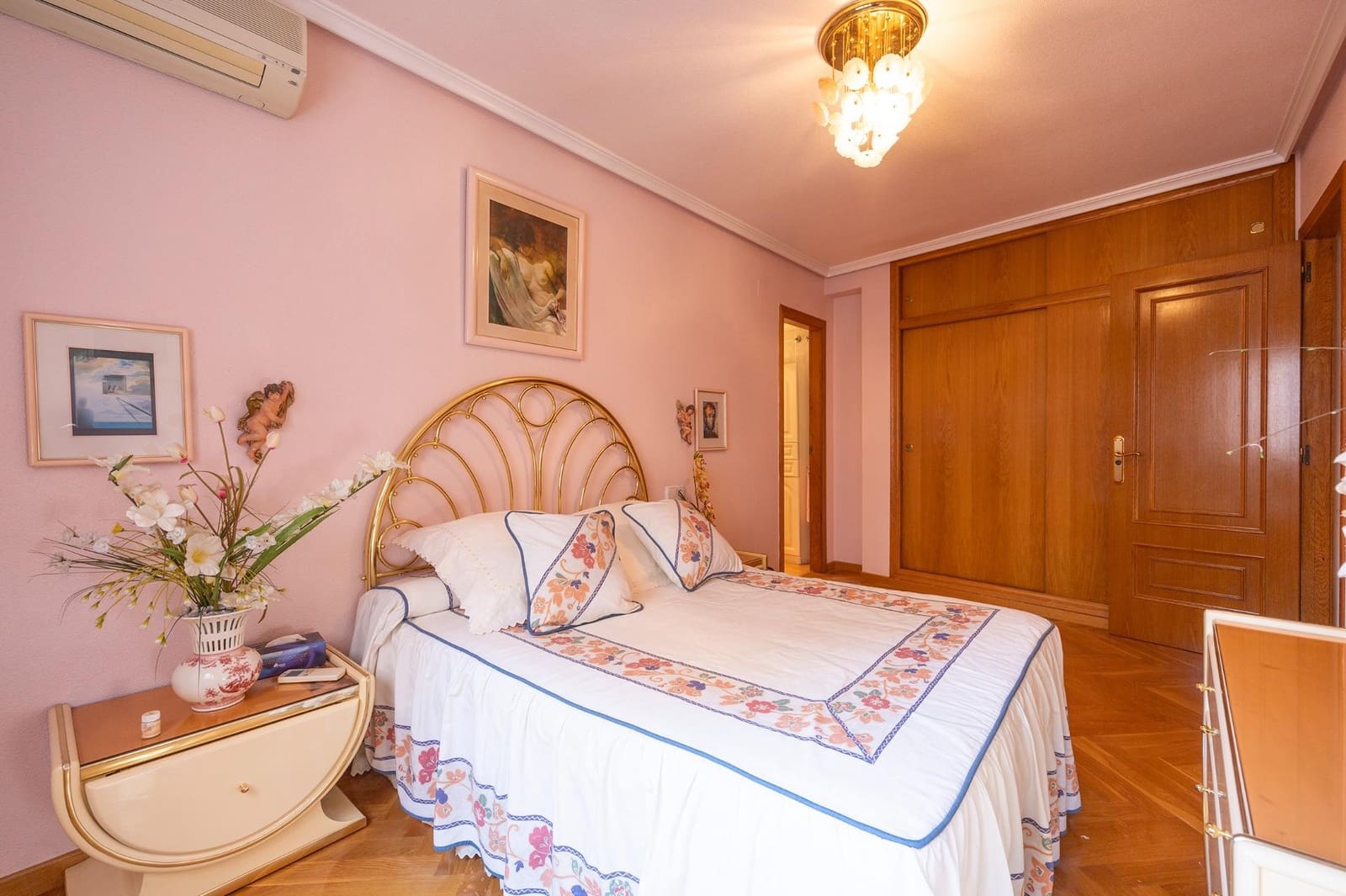 4 makuuhuone Asunto myytävänä paikassa Alicante kaupunki mukana 
autotalli - 425 000 € (Ref: 9504493)