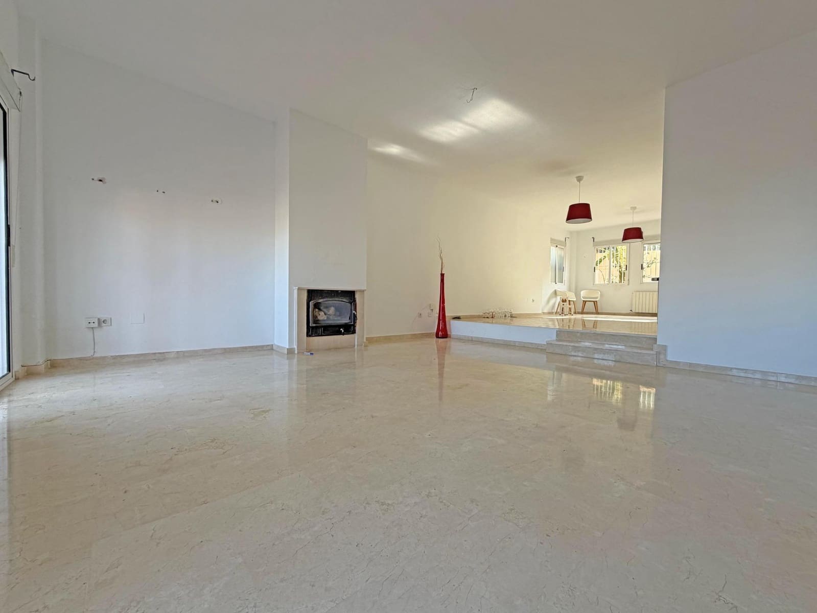 5 makuuhuone Huvila myytävänä paikassa Playa de San Juan mukana uima-altaan 
autotalli - 825 000 € (Ref: 9513602)