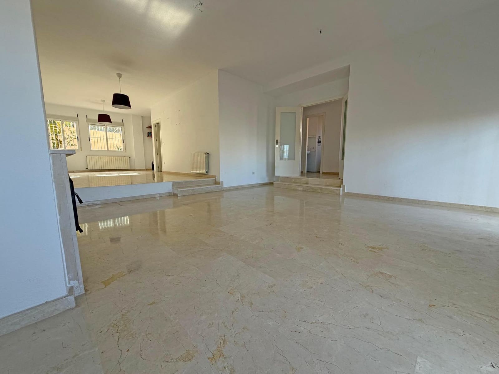 5 makuuhuone Huvila myytävänä paikassa Playa de San Juan mukana uima-altaan 
autotalli - 825 000 € (Ref: 9513602)