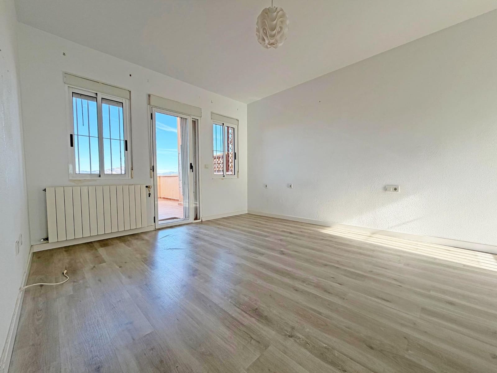 5 makuuhuone Huvila myytävänä paikassa Playa de San Juan mukana uima-altaan 
autotalli - 825 000 € (Ref: 9513602)