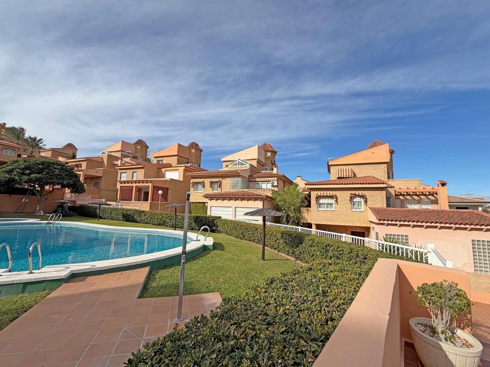 5 makuuhuone Huvila myytävänä paikassa Playa de San Juan mukana uima-altaan 
autotalli - 825 000 € (Ref: 9513602)