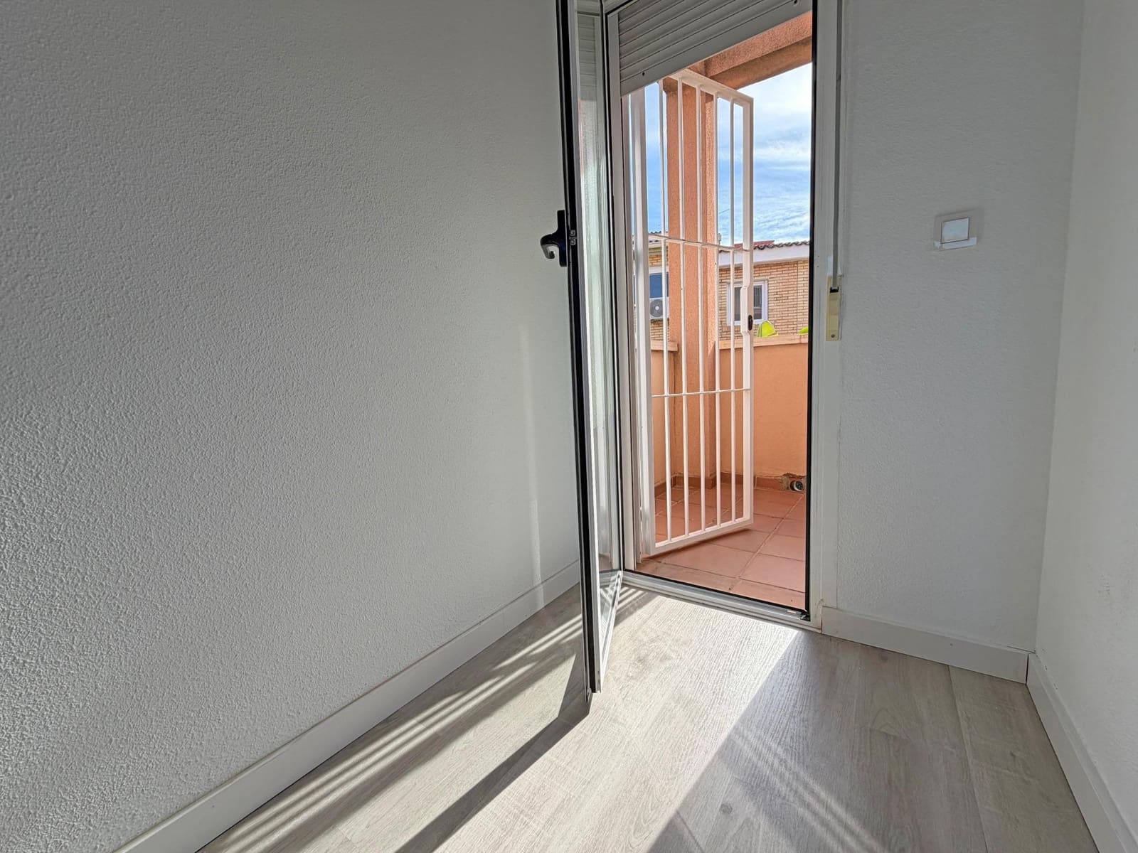 5 makuuhuone Huvila myytävänä paikassa Playa de San Juan mukana uima-altaan 
autotalli - 825 000 € (Ref: 9513602)