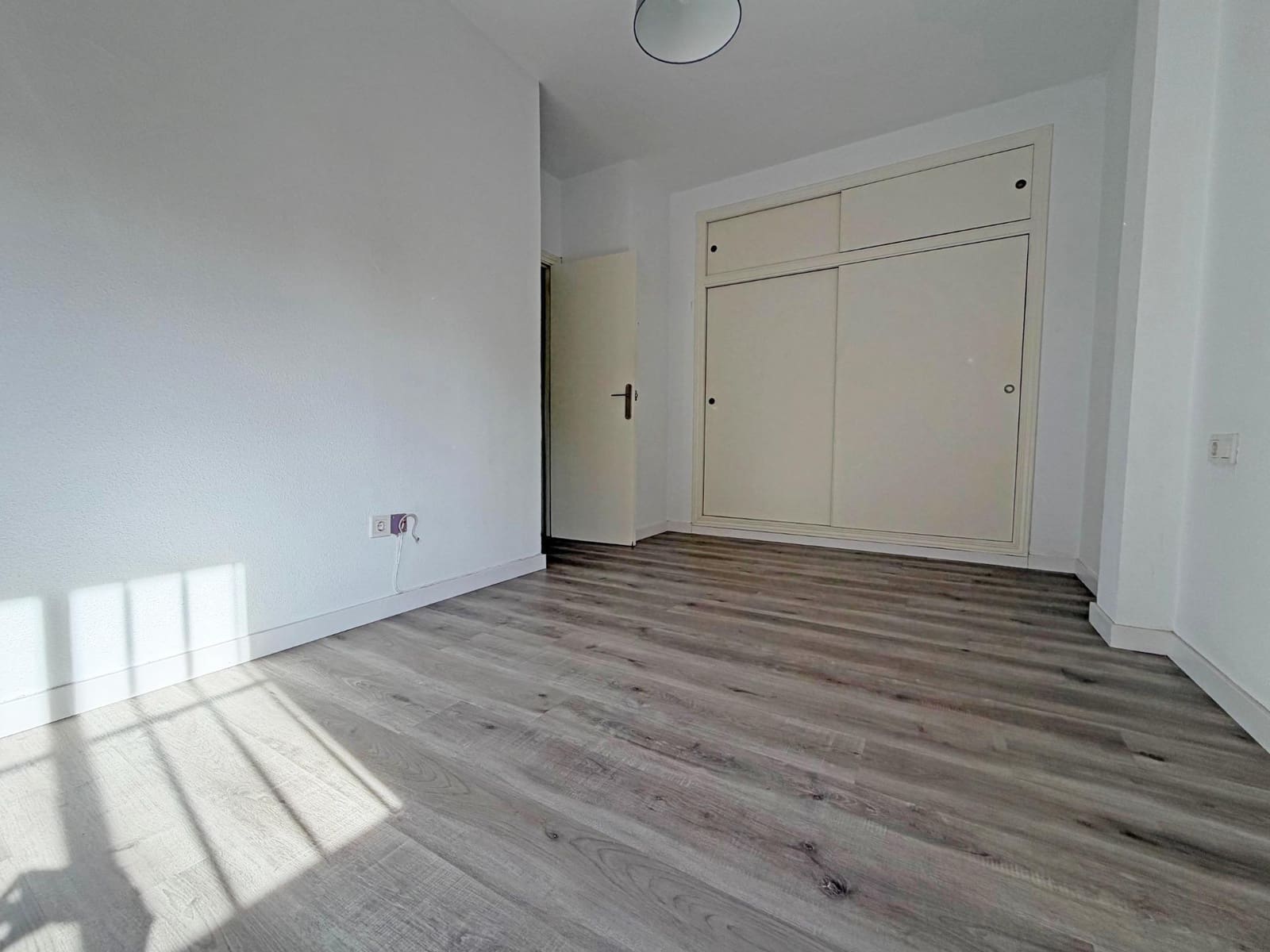 5 makuuhuone Huvila myytävänä paikassa Playa de San Juan mukana uima-altaan 
autotalli - 825 000 € (Ref: 9513602)