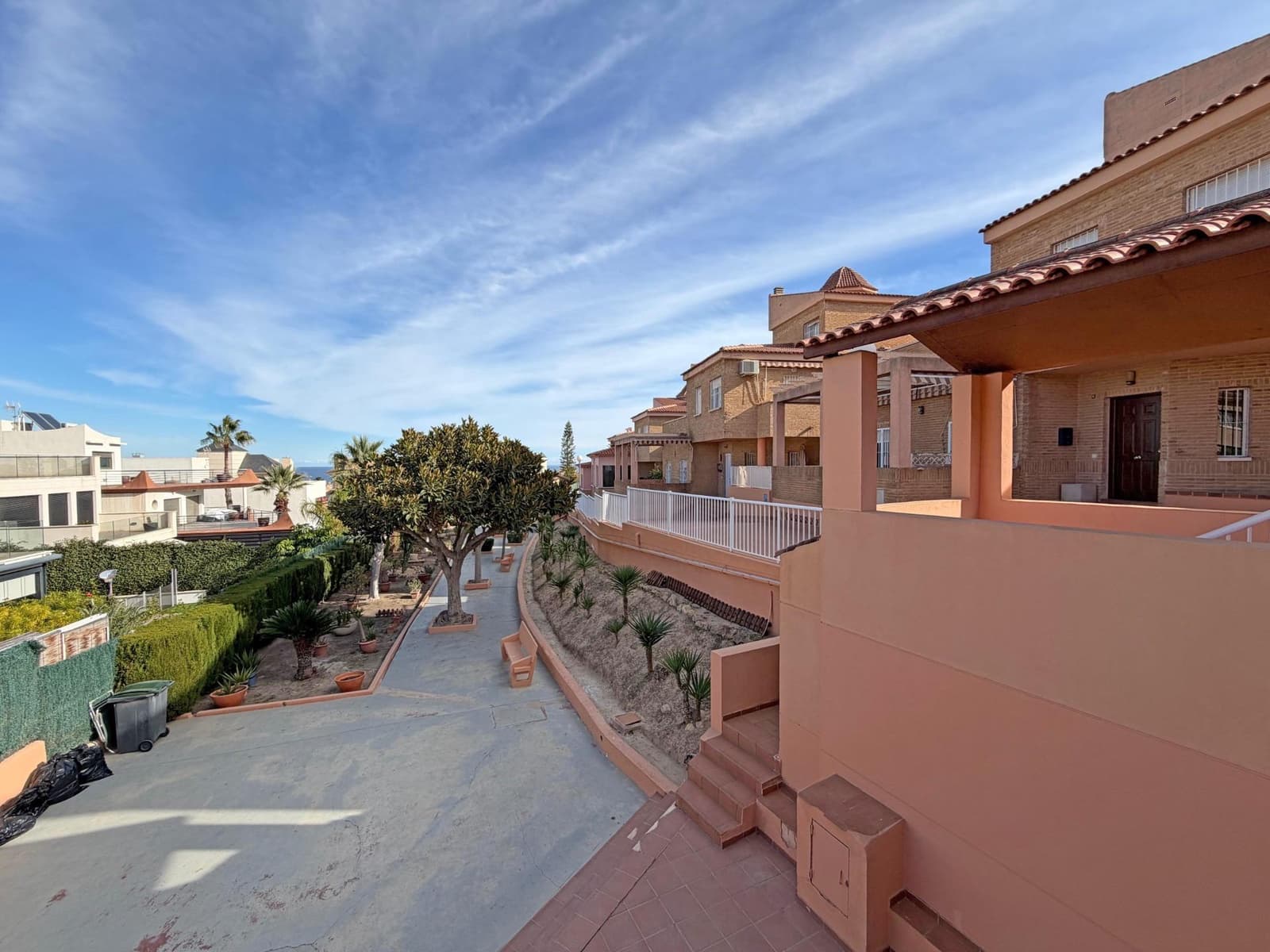 5 makuuhuone Huvila myytävänä paikassa Playa de San Juan mukana uima-altaan 
autotalli - 825 000 € (Ref: 9513602)