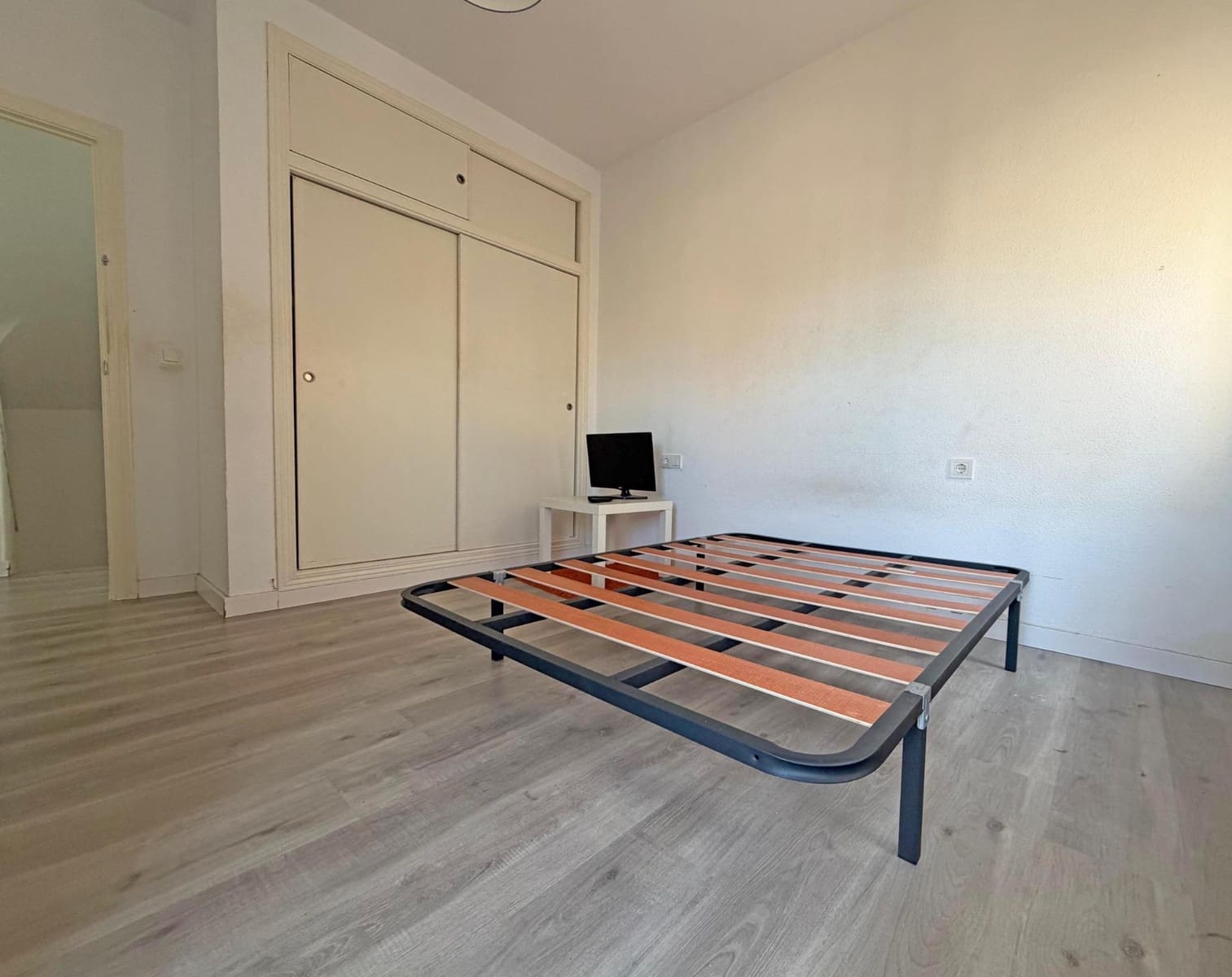 5 makuuhuone Huvila myytävänä paikassa Playa de San Juan mukana uima-altaan 
autotalli - 825 000 € (Ref: 9513602)