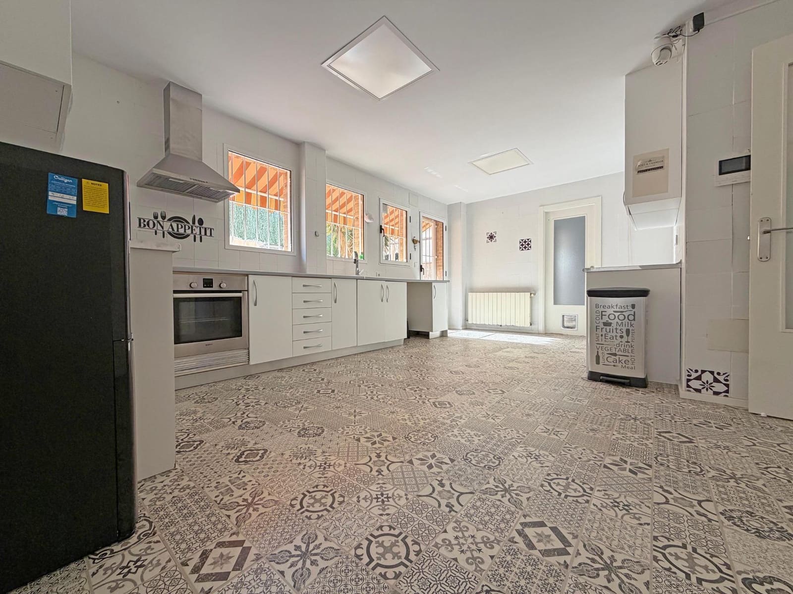 5 makuuhuone Huvila myytävänä paikassa Playa de San Juan mukana uima-altaan 
autotalli - 825 000 € (Ref: 9513602)