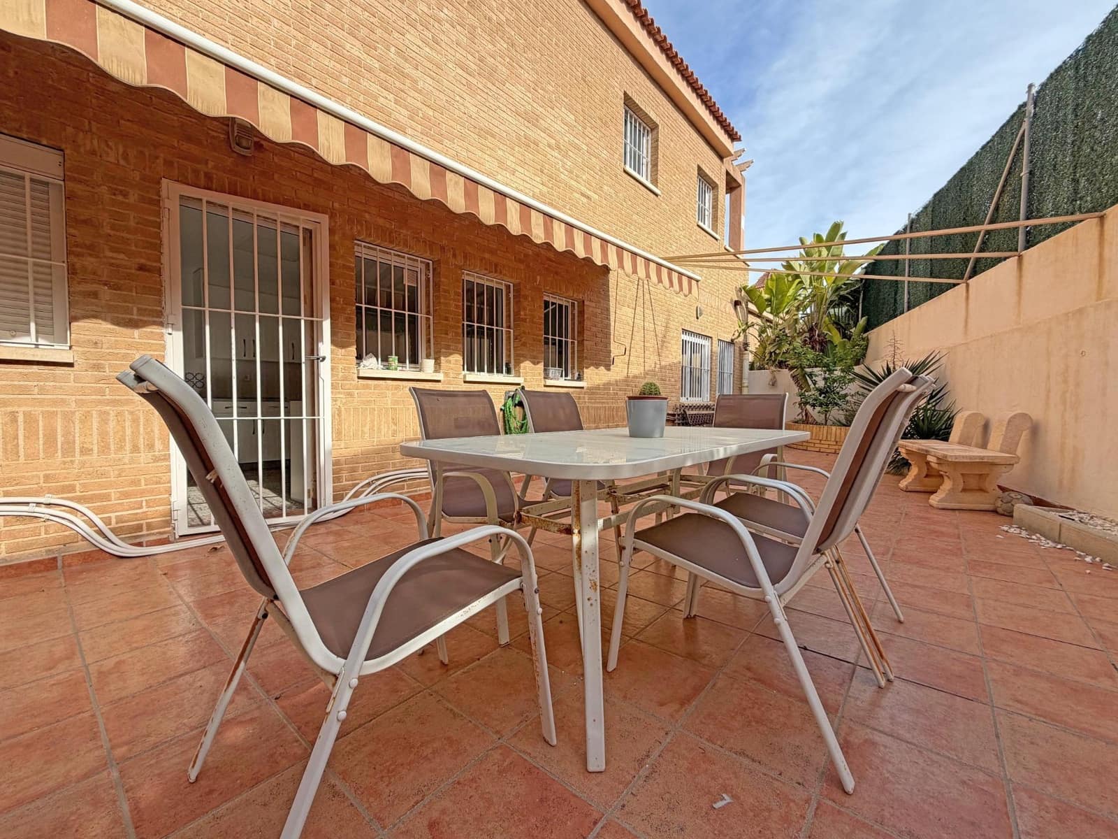 5 makuuhuone Huvila myytävänä paikassa Playa de San Juan mukana uima-altaan 
autotalli - 825 000 € (Ref: 9513602)