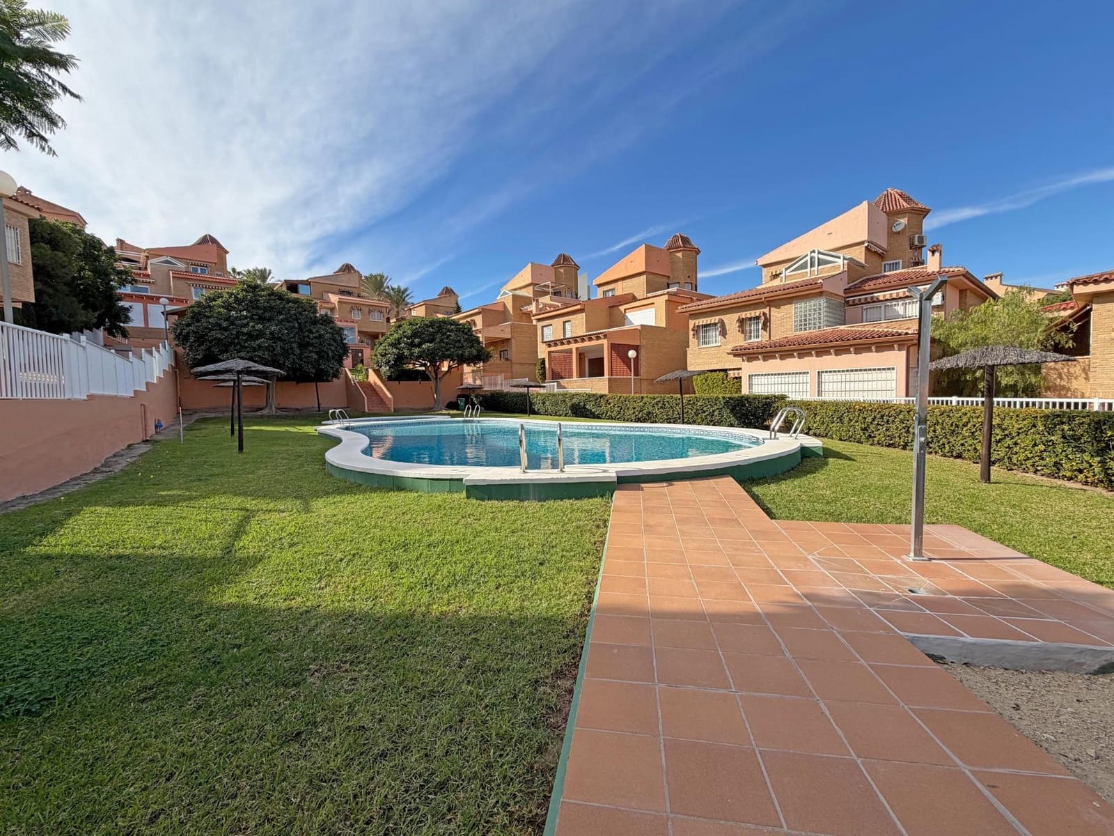 5 makuuhuone Huvila myytävänä paikassa Playa de San Juan mukana uima-altaan 
autotalli - 825 000 € (Ref: 9513602)