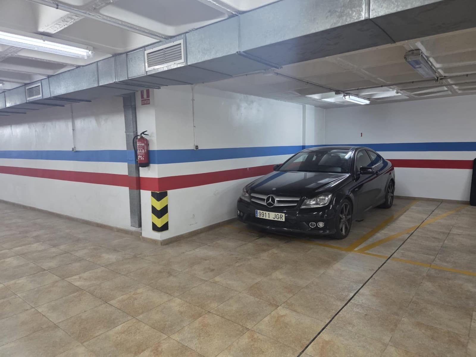 4 makuuhuone Asunto myytävänä paikassa Alicante kaupunki mukana 
autotalli - 350 000 € (Ref: 9519219)