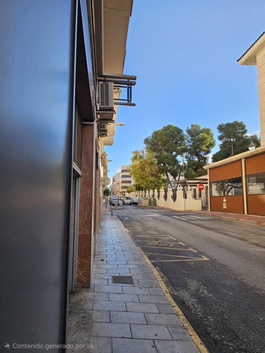 Garage for sale in Elda - € 11,000 (Ref: 9524574)