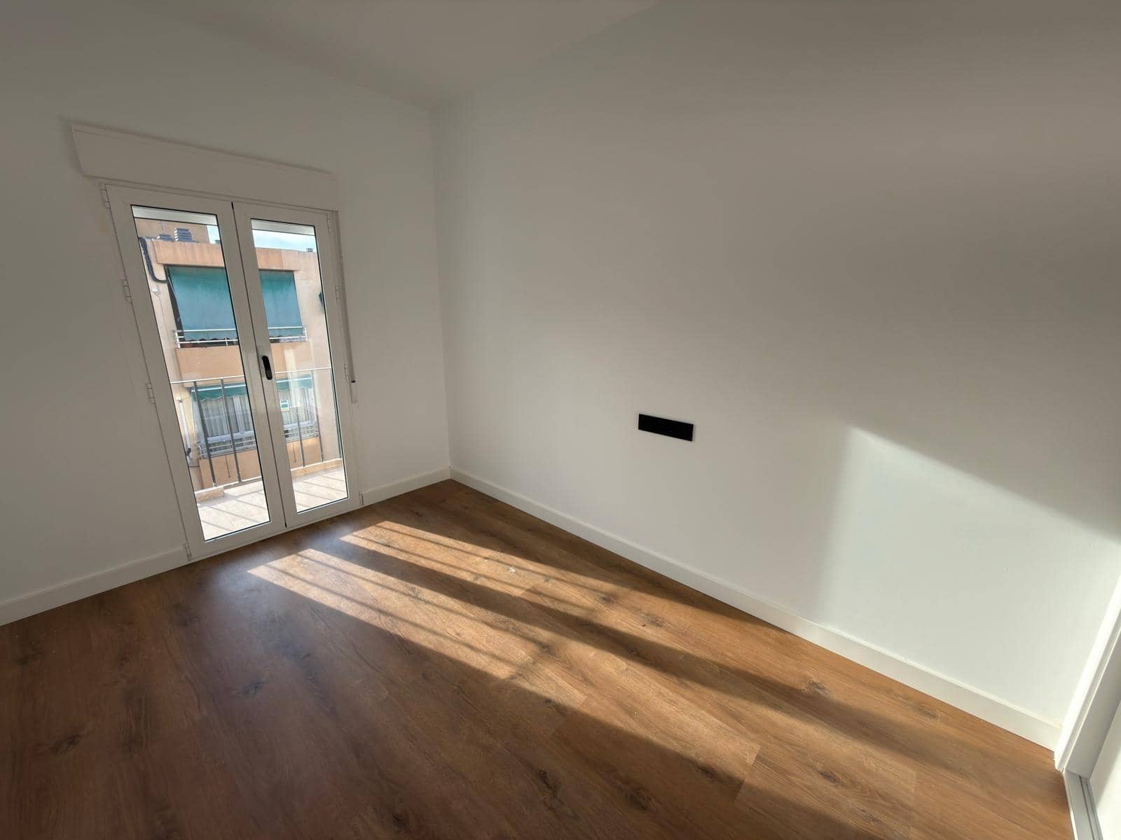 2 makuuhuone Asunto myytävänä paikassa Alicante kaupunki - 179 000 € (Ref: 9533954)