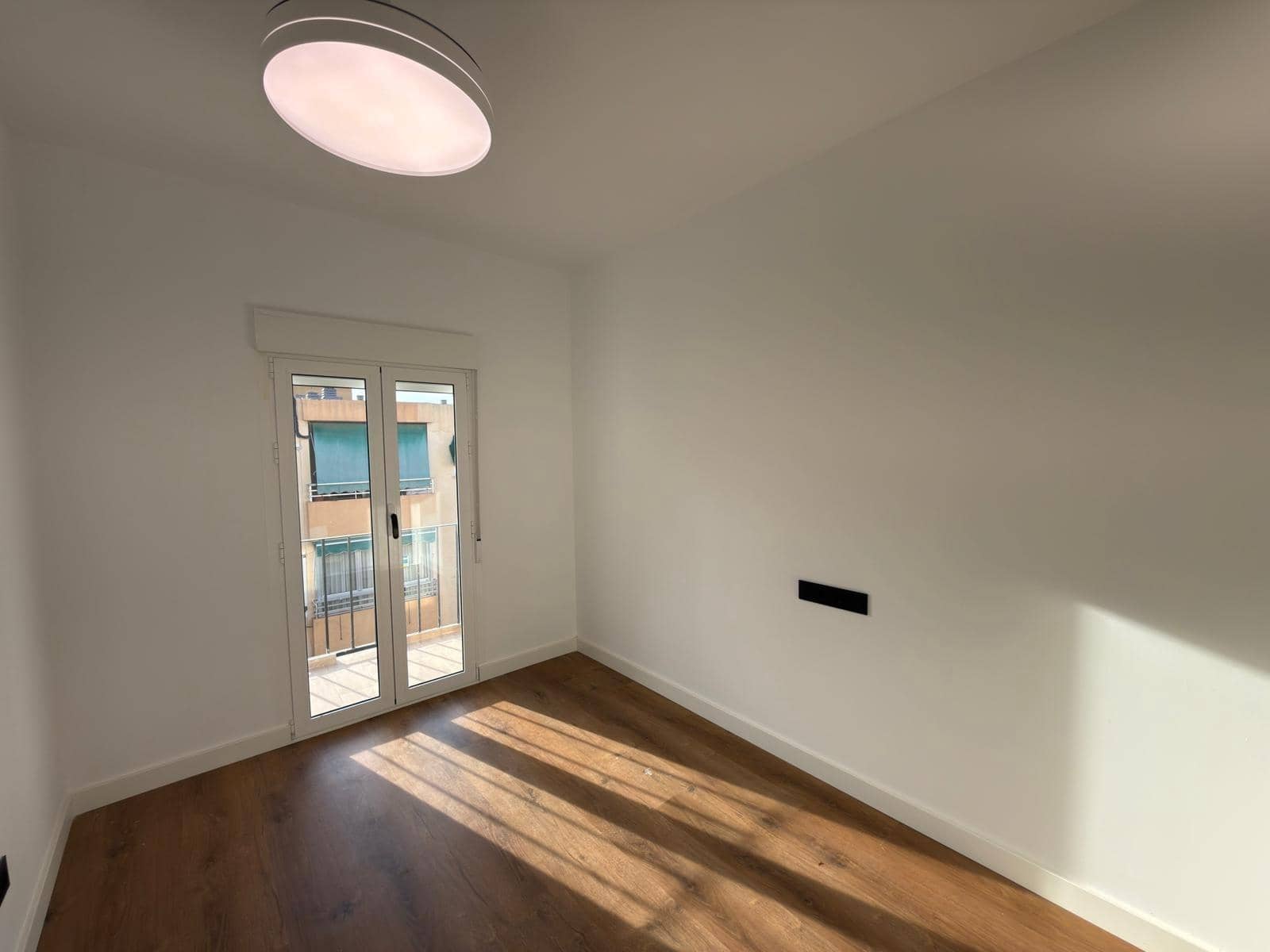 2 makuuhuone Asunto myytävänä paikassa Alicante kaupunki - 179 000 € (Ref: 9533954)