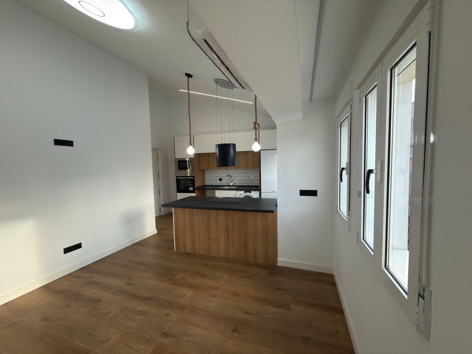 2 makuuhuone Asunto myytävänä paikassa Alicante kaupunki - 179 000 € (Ref: 9533954)