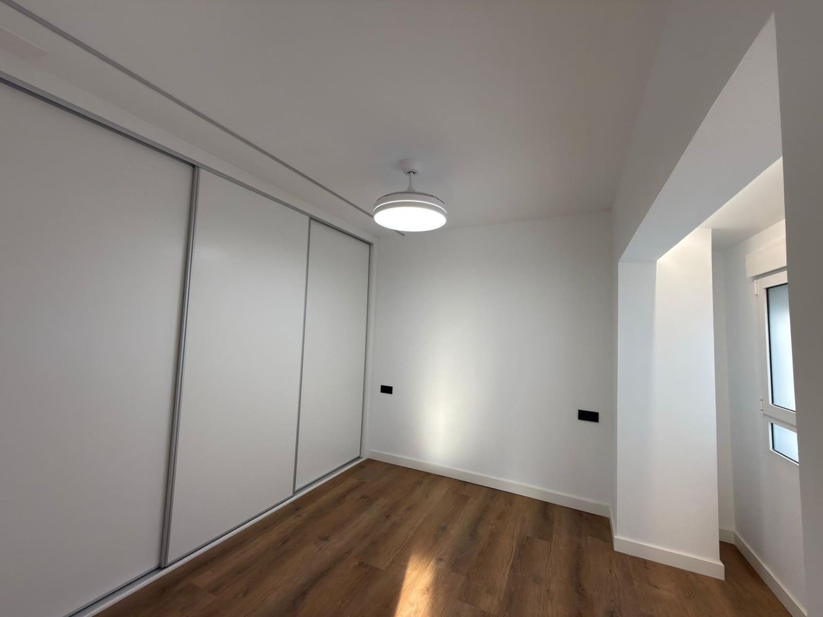 2 makuuhuone Asunto myytävänä paikassa Alicante kaupunki - 179 000 € (Ref: 9533954)